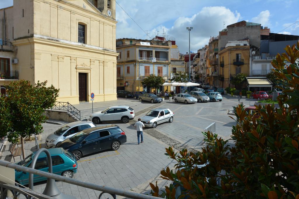 Casa Eleonora Lejlighed Campofelice Di Roccella Værelse billede