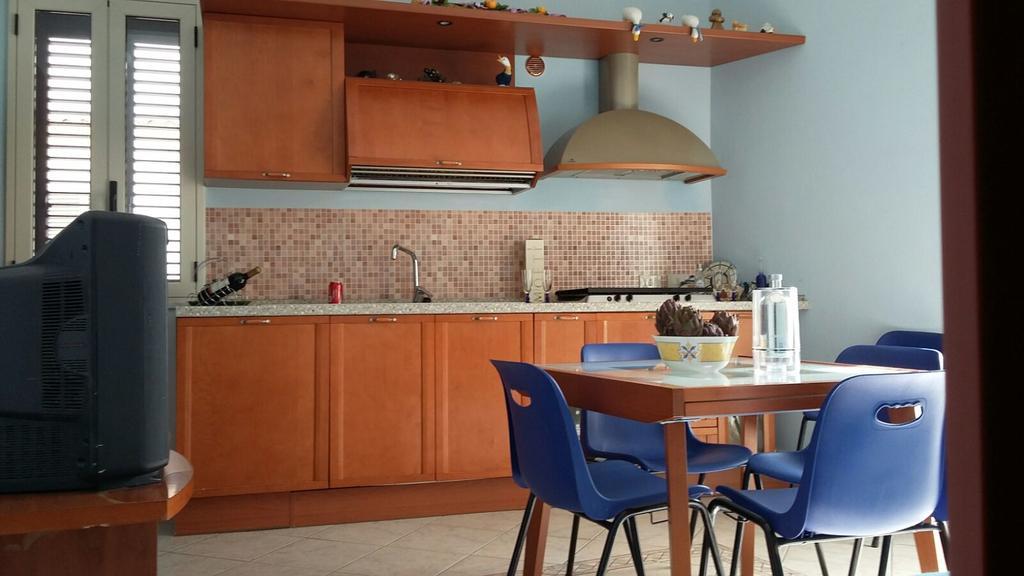 Casa Eleonora Lejlighed Campofelice Di Roccella Eksteriør billede