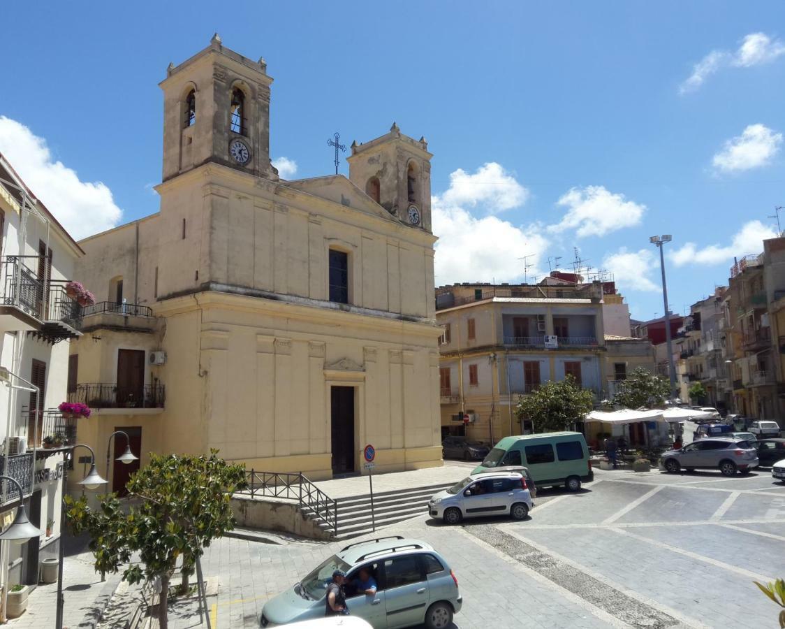 Casa Eleonora Lejlighed Campofelice Di Roccella Eksteriør billede
