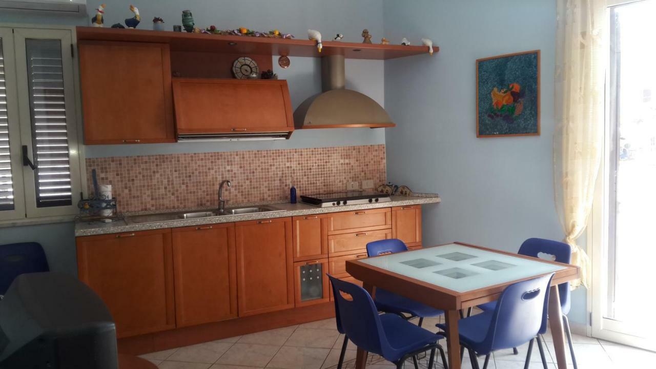 Casa Eleonora Lejlighed Campofelice Di Roccella Eksteriør billede