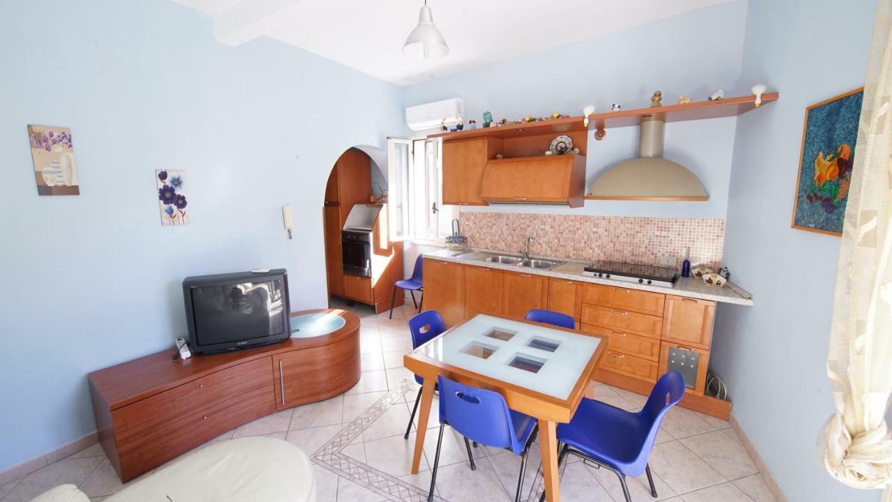 Casa Eleonora Lejlighed Campofelice Di Roccella Eksteriør billede